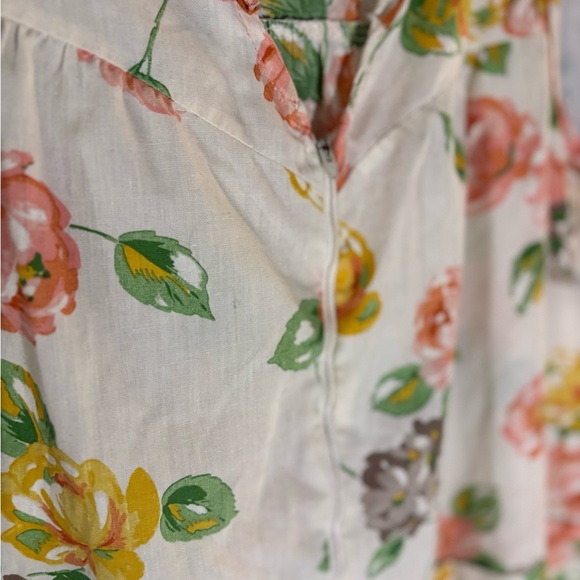 Vintage Floral Sleeveless Nightgown - Picture 4 of 8